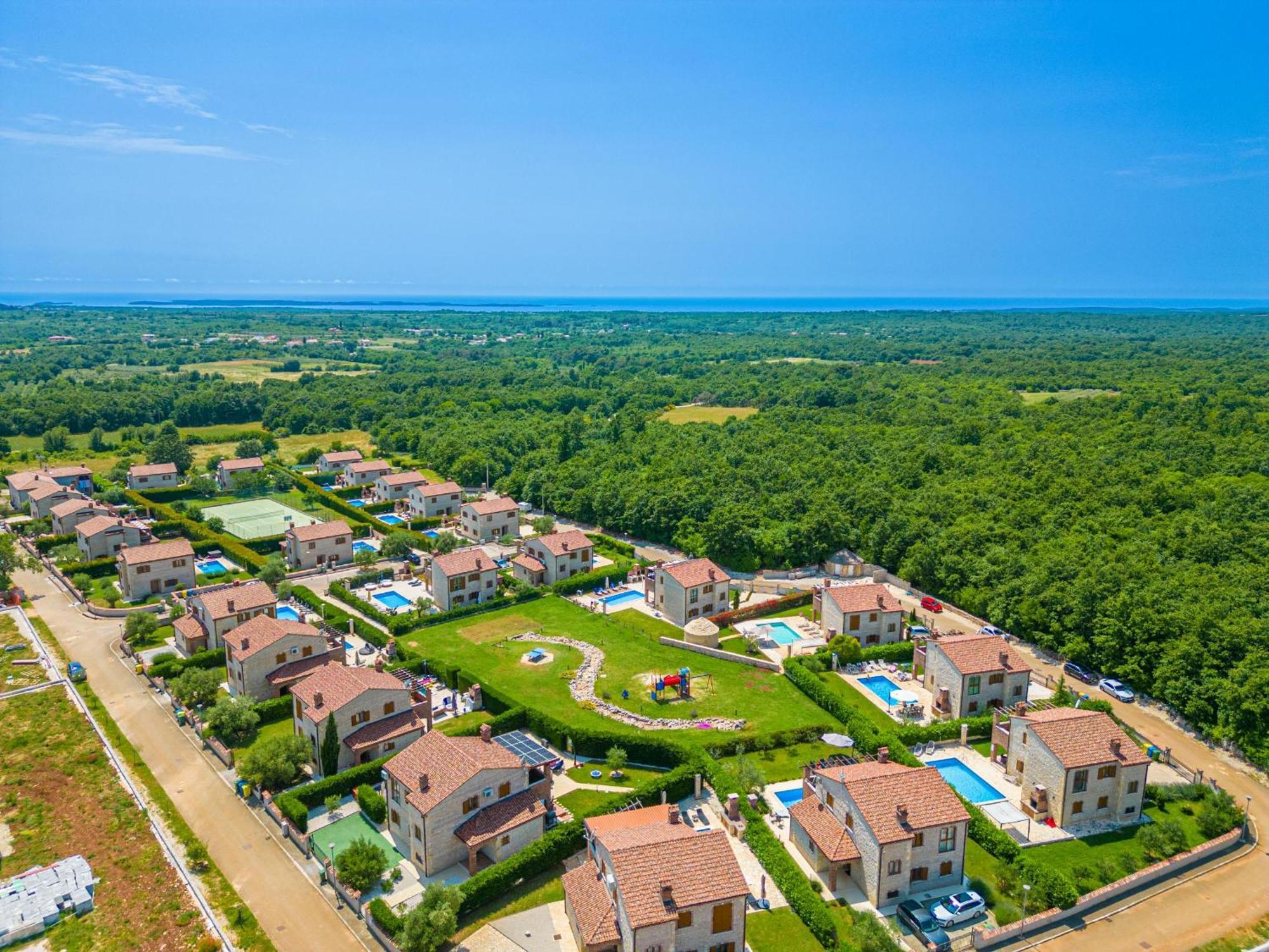 Villa Sonne In Paradis Butkovici  Экстерьер фото